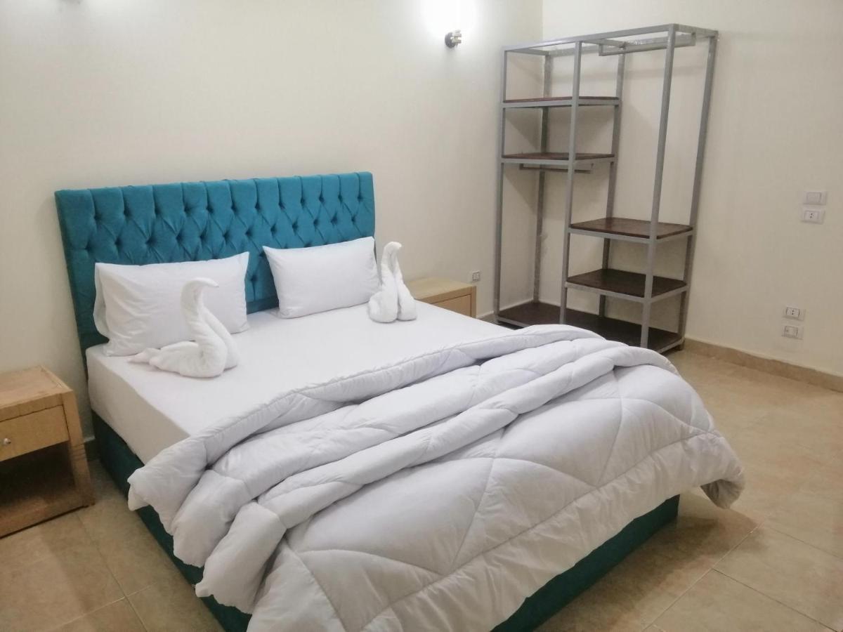 Anubis Kingdom Pyramids Hostel Kafrat al Jabal ภายนอก รูปภาพ