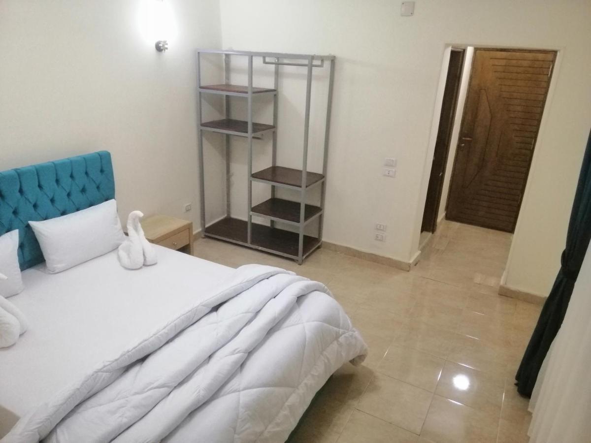 Anubis Kingdom Pyramids Hostel Kafrat al Jabal ภายนอก รูปภาพ
