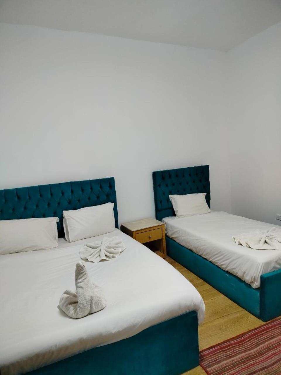 Anubis Kingdom Pyramids Hostel Kafrat al Jabal ภายนอก รูปภาพ