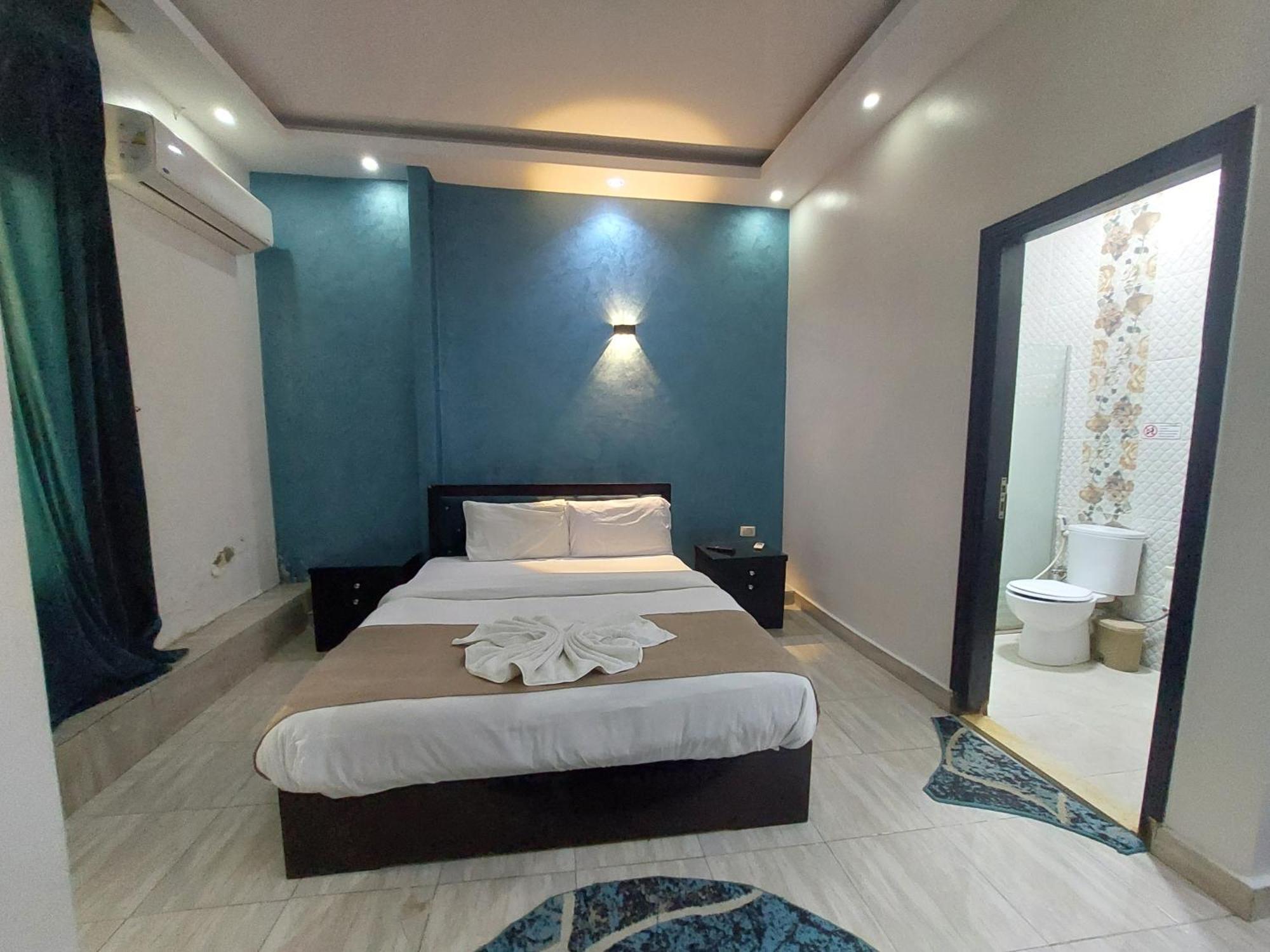 Anubis Kingdom Pyramids Hostel Kafrat al Jabal ภายนอก รูปภาพ